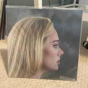 ADELE VINYL